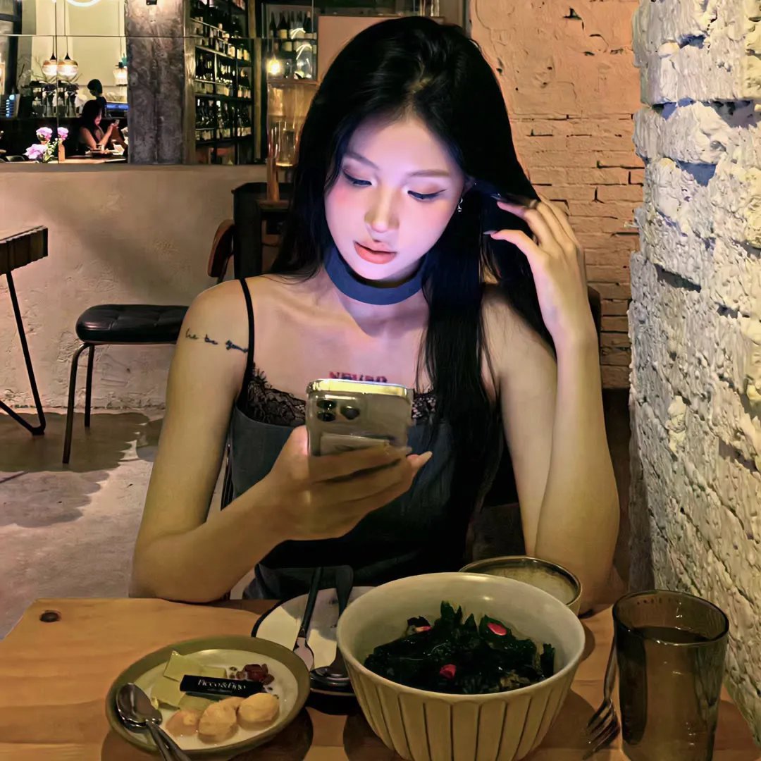 绿草如阴